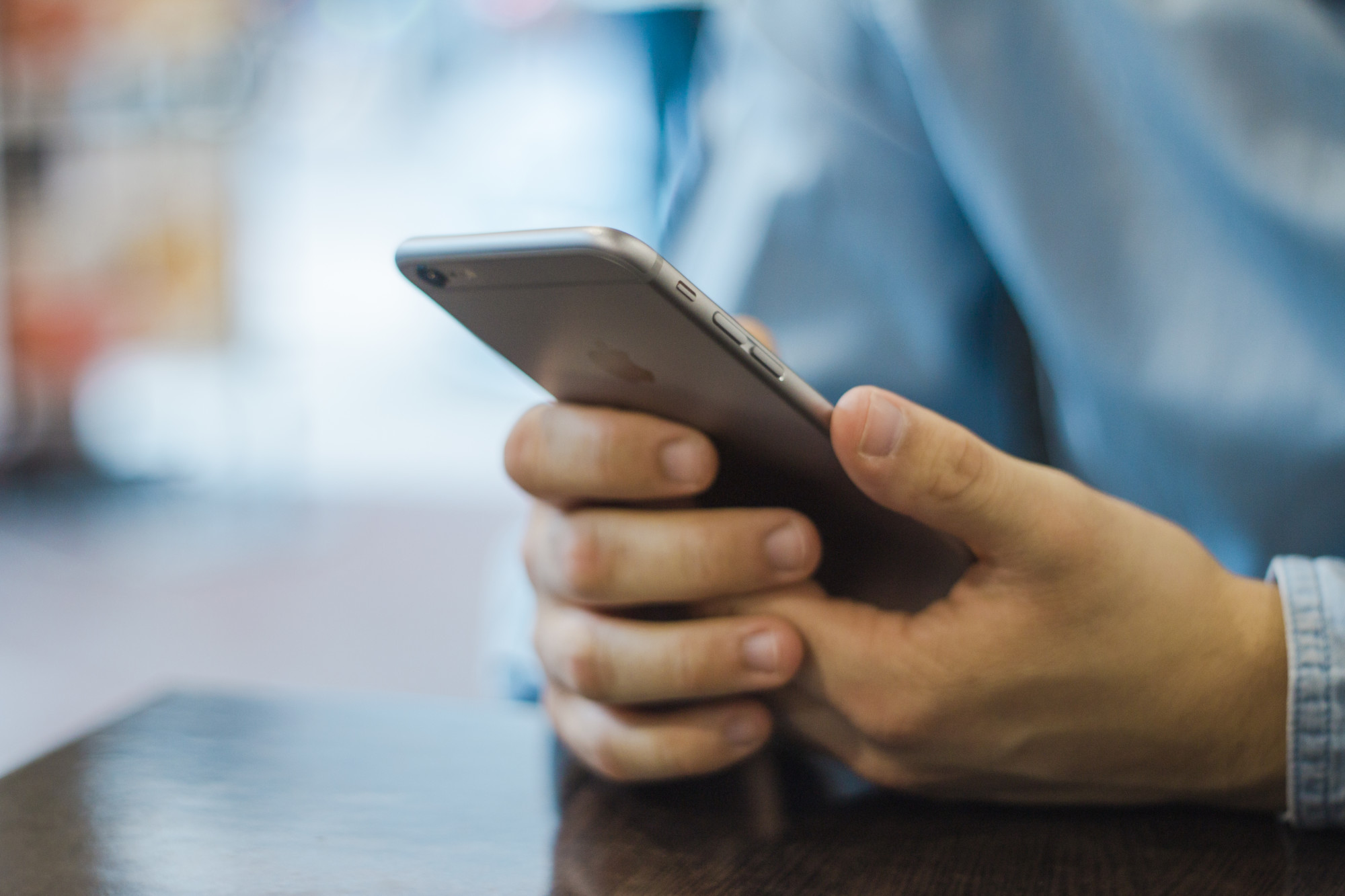 What are the 7 barriers to effective communication?