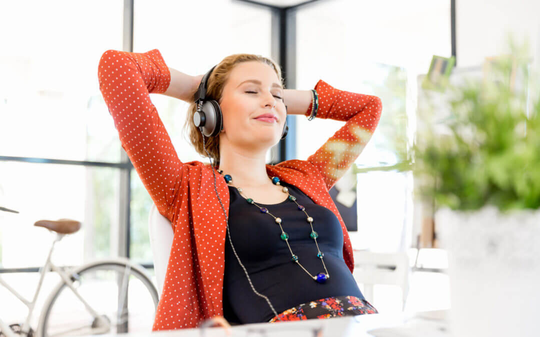 7 Must-Listen Podcasts for Business Professionals